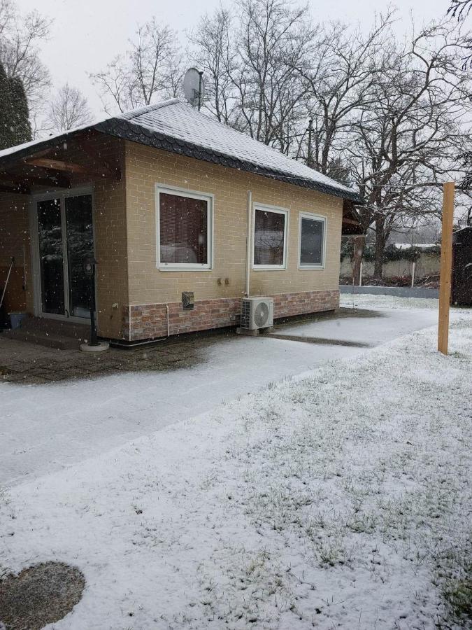 Dunakanyar, Szentendrei Sziget Szamoca Vendeghaz Horany Telen Nyaron Szigetmonostor Zewnętrze zdjęcie